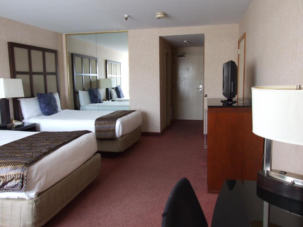 Hudson Valley Resort Kerhonkson ภายนอก รูปภาพ